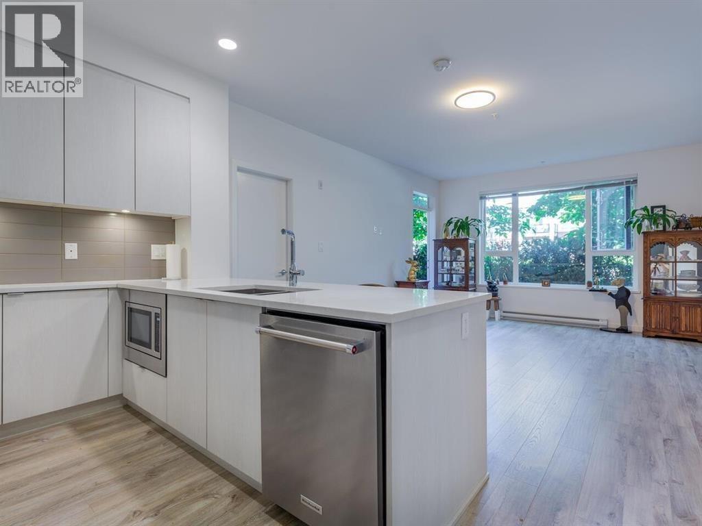 112 621 Regan Avenue, Coquitlam, British Columbia  V3J 0K1 - Photo 4 - R3105925