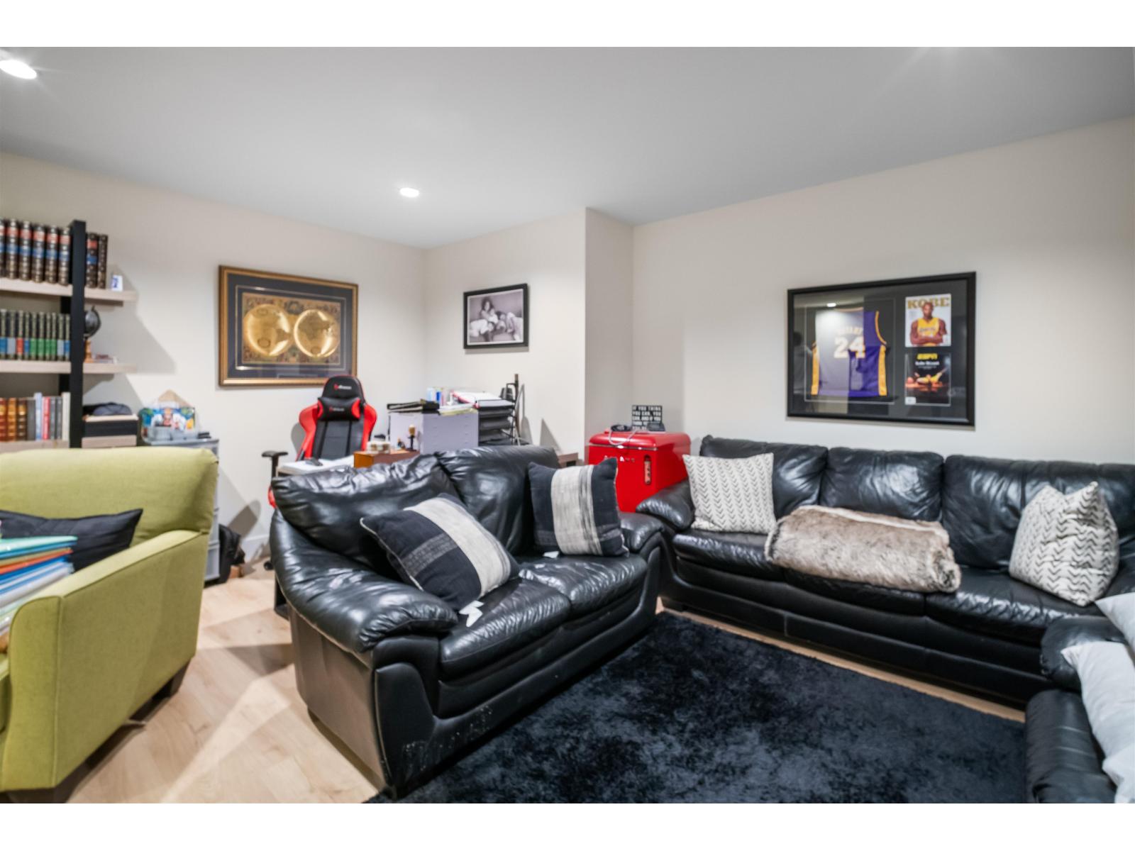 2055 167a St, Surrey, British Columbia  V3Z 1J4 - Photo 22 - R3100406