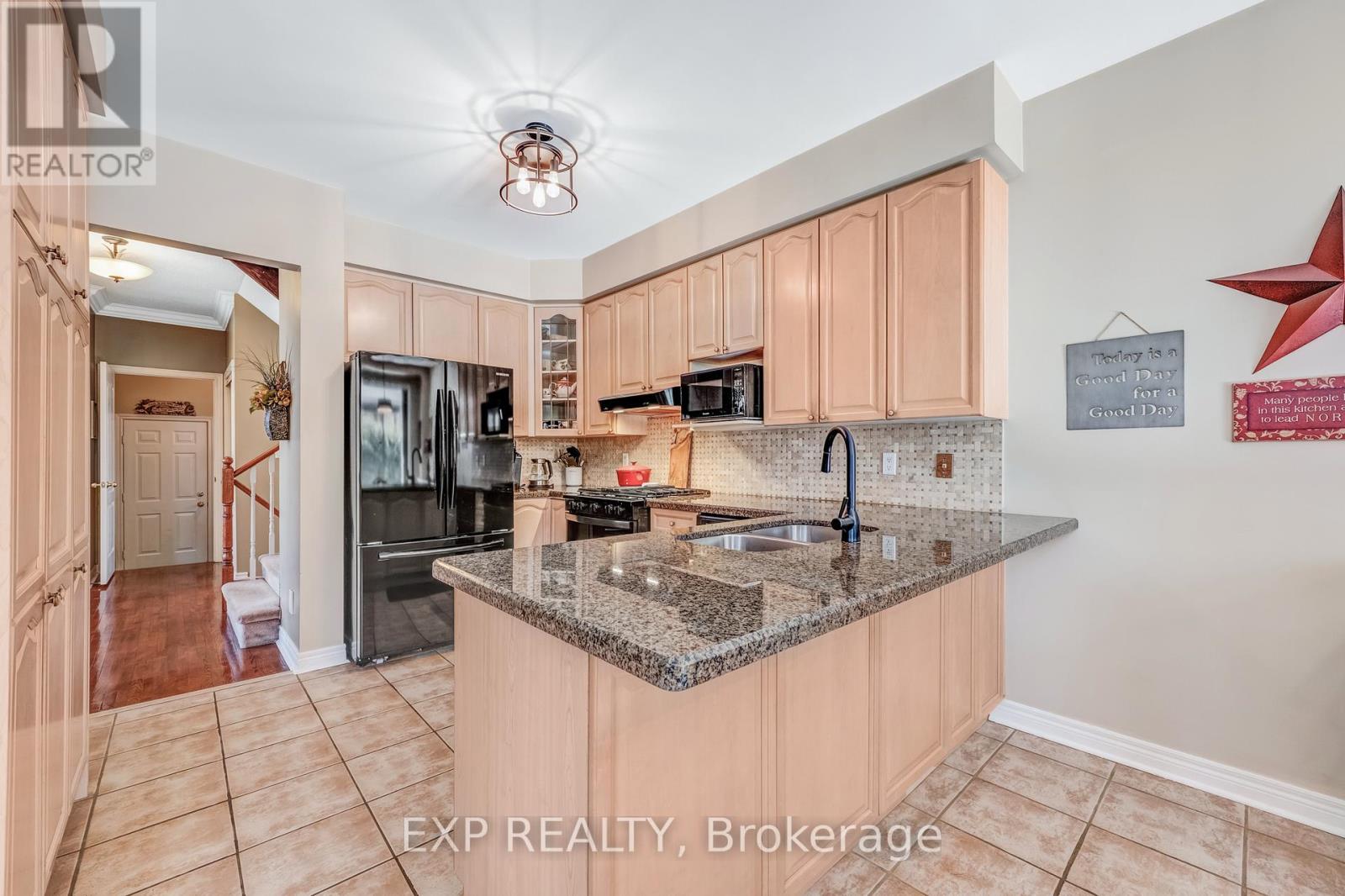 56 Moreau Trail, Toronto, Ontario  M1L 4V3 - Photo 14 - E12946894