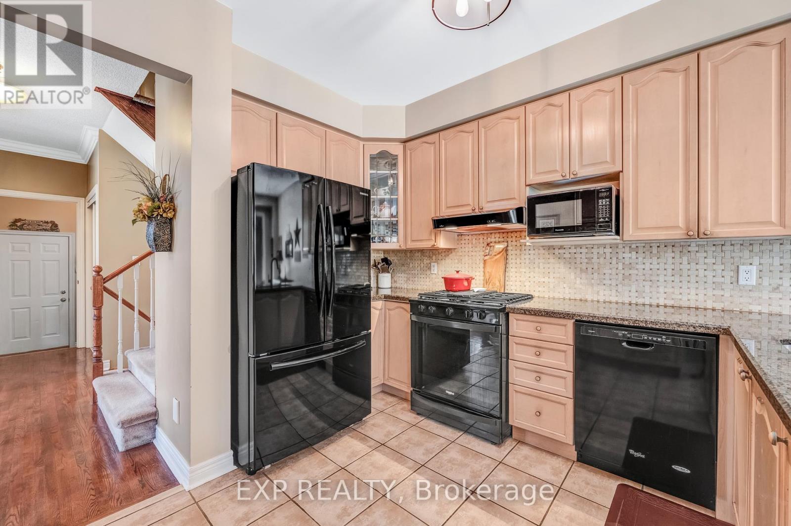 56 Moreau Trail, Toronto, Ontario  M1L 4V3 - Photo 12 - E12946894