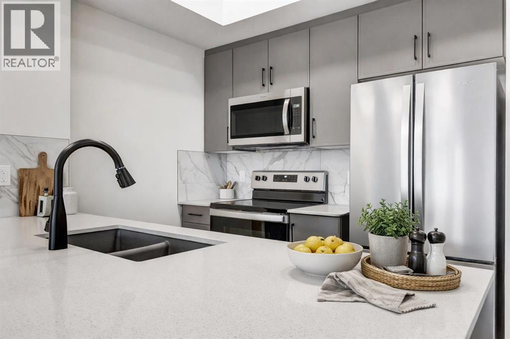 407, 140 Mahogany Street, Calgary, Alberta  T3M 4E1 - Photo 4 - A2297174