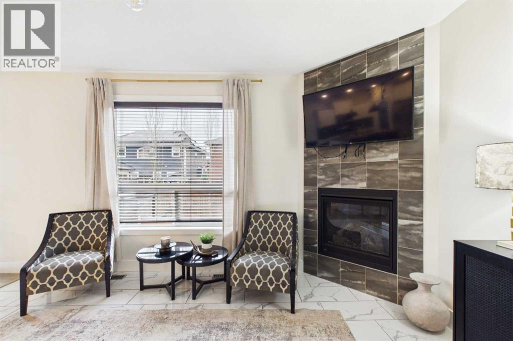 156 Rainbow Falls Heath, Chestermere, Alberta  T1X 0S7 - Photo 10 - A2297410