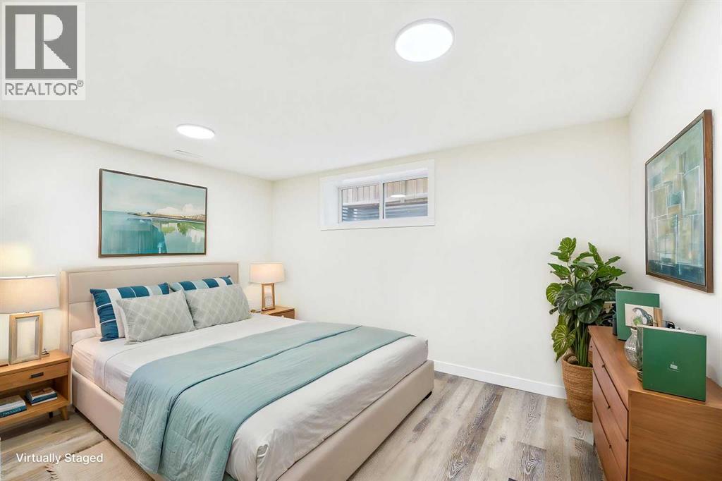 156 Rainbow Falls Heath, Chestermere, Alberta  T1X 0S7 - Photo 37 - A2297410