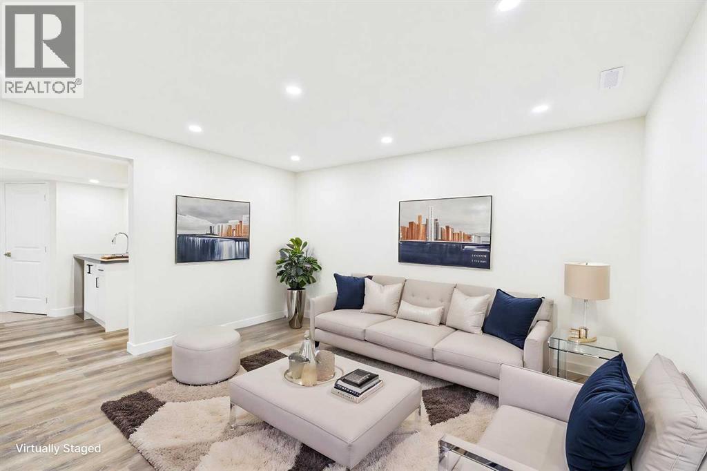 156 Rainbow Falls Heath, Chestermere, Alberta  T1X 0S7 - Photo 36 - A2297410