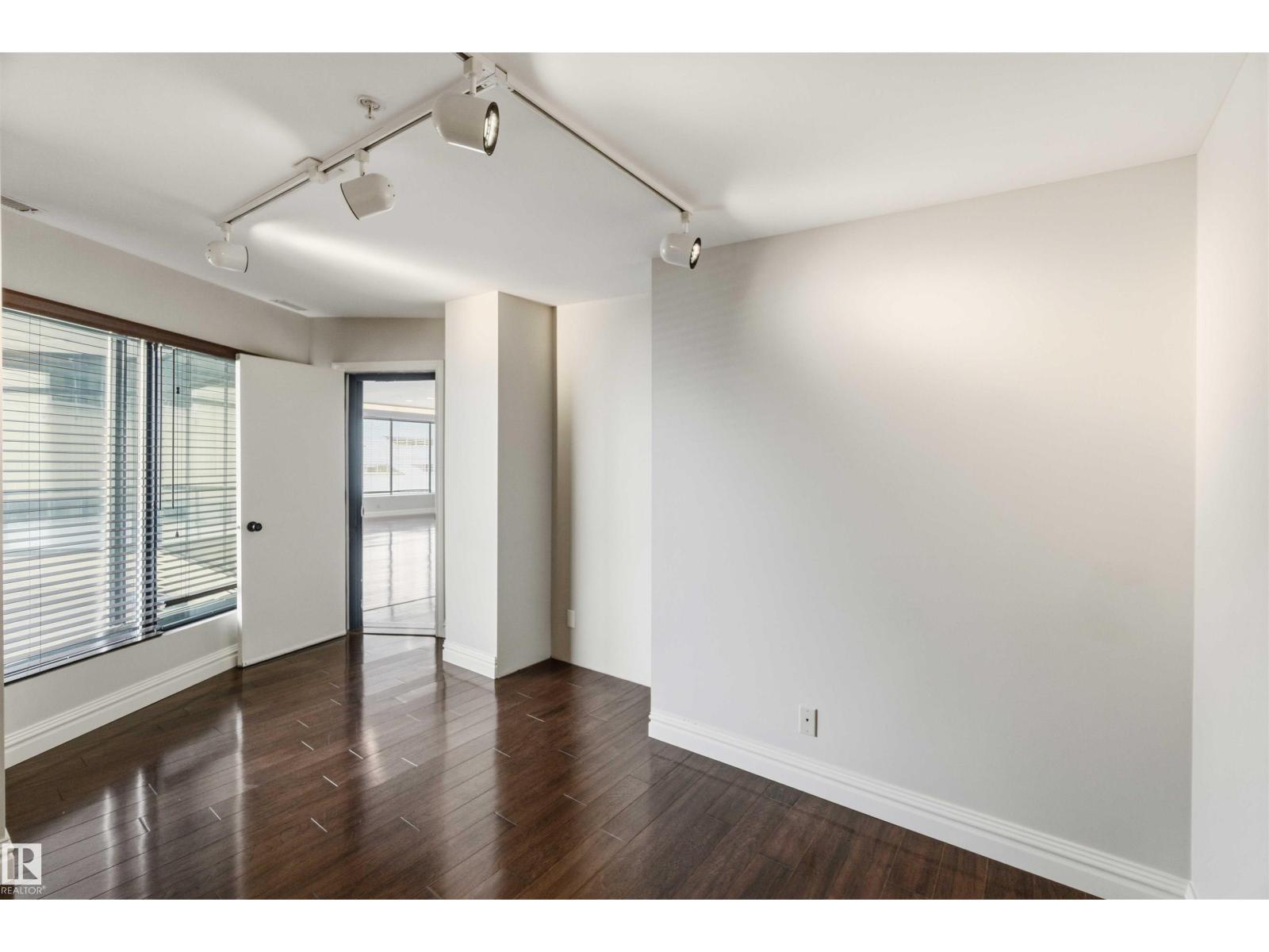 #401 10009 102 Av Nw, Edmonton, Alberta  T5J 5B6 - Photo 53 - E4479600