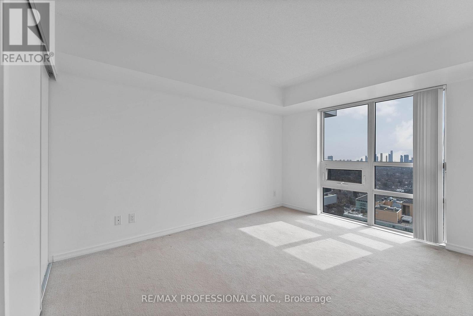 2907 - 3 Michael Power Place, Toronto, Ontario  M9A 0A2 - Photo 17 - W12946582