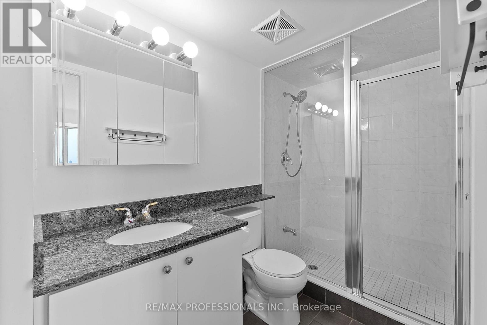 2907 - 3 Michael Power Place, Toronto, Ontario  M9A 0A2 - Photo 21 - W12946582