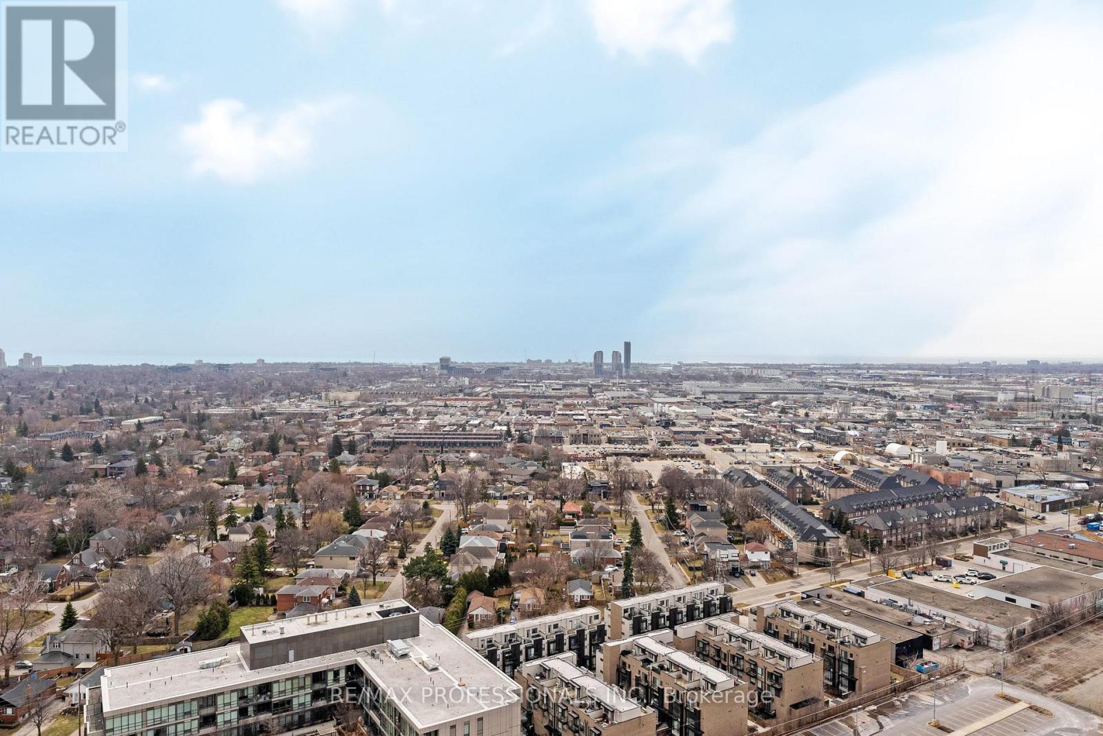 2907 - 3 Michael Power Place, Toronto, Ontario  M9A 0A2 - Photo 30 - W12946582