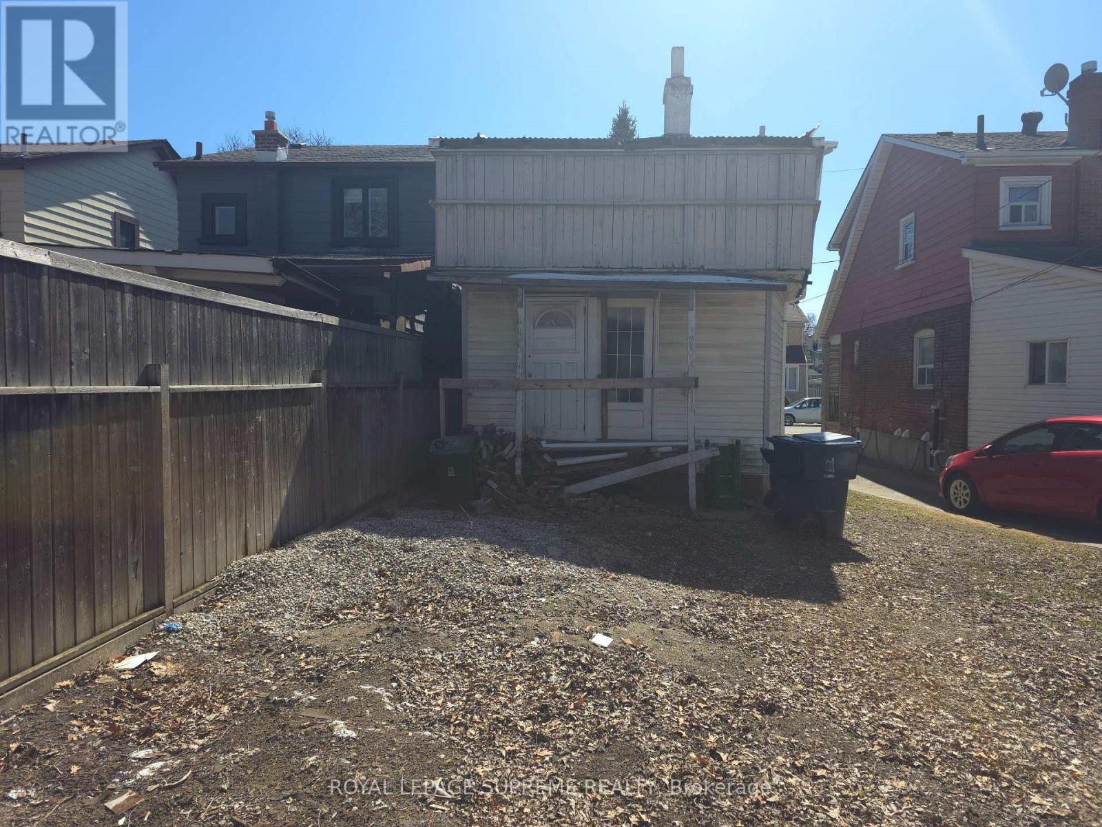 44 Mahoney Avenue, Toronto, Ontario  M6M 2H4 - Photo 3 - W12946662