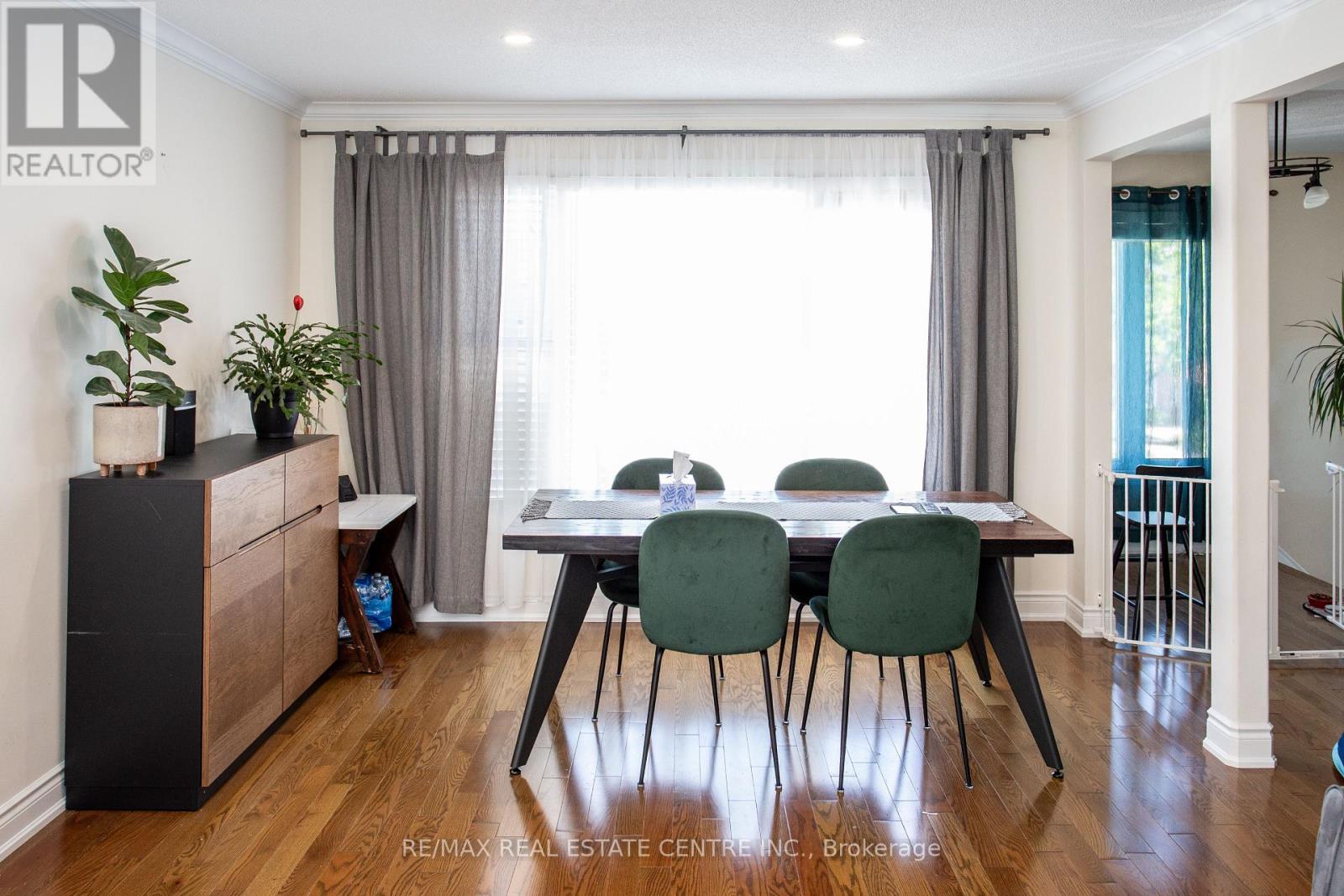 4386 Curia Crescent, Mississauga, Ontario  L4Z 2X3 - Photo 5 - W12946696