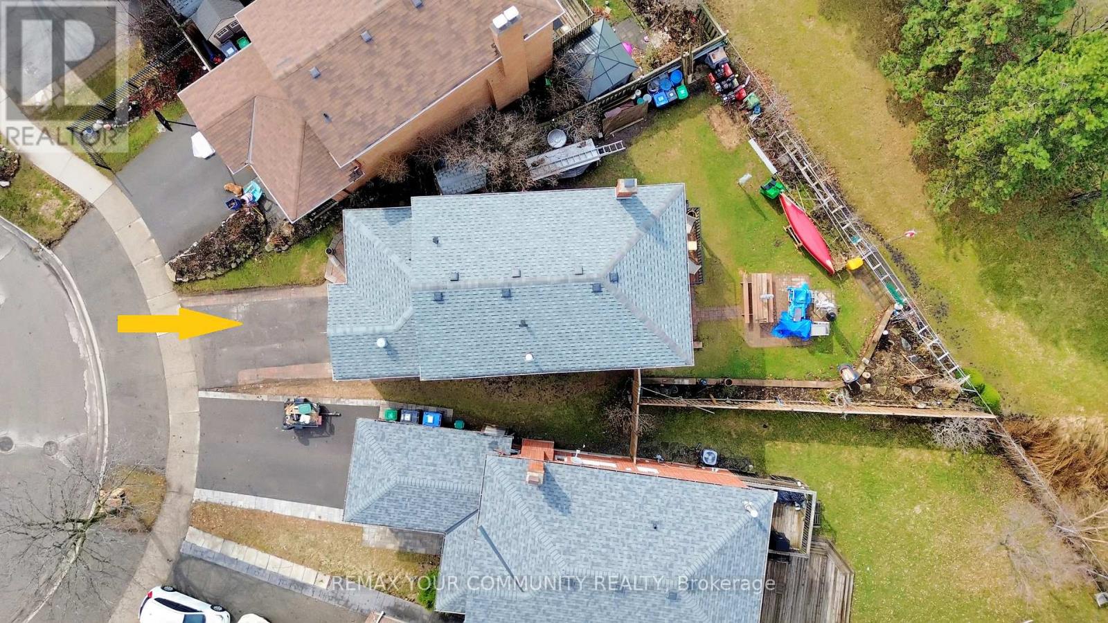 4300 Beacon Lane, Mississauga, Ontario  L5C 3V9 - Photo 31 - W12946706