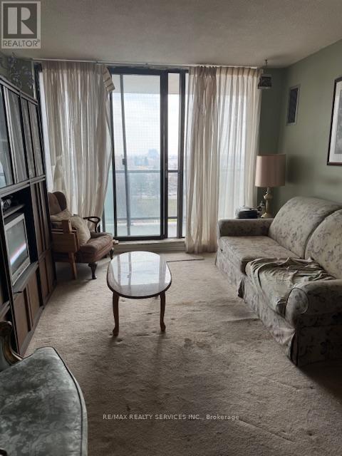 805 - 21 Knightsbridge Road, Brampton, Ontario  L6T 3Y1 - Photo 3 - W12946718