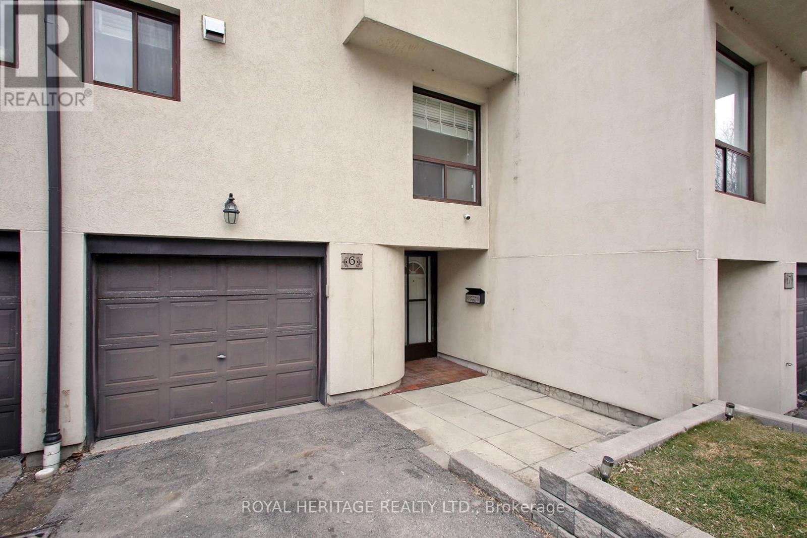 6 - 24 Reid Drive, Mississauga, Ontario  L5M 2A6 - Photo 2 - W12946740