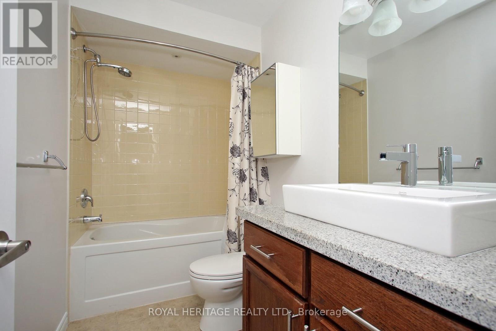 6 - 24 Reid Drive, Mississauga, Ontario  L5M 2A6 - Photo 30 - W12946740