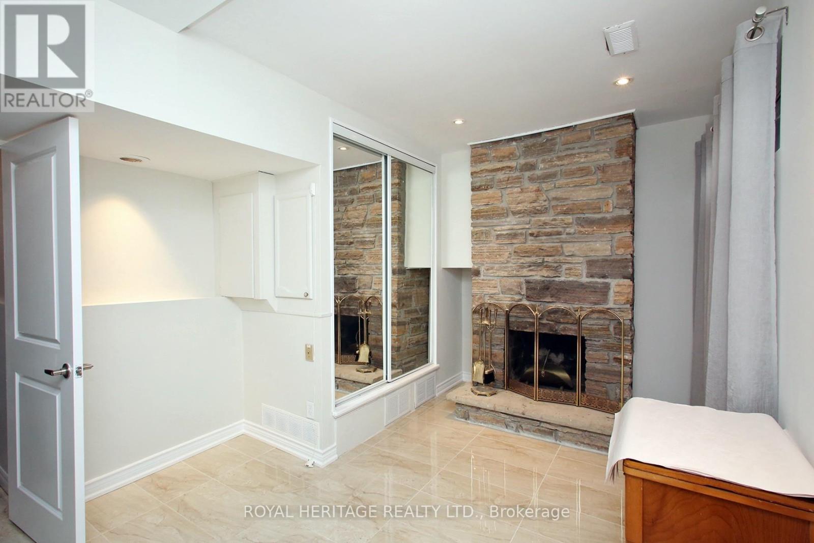 6 - 24 Reid Drive, Mississauga, Ontario  L5M 2A6 - Photo 35 - W12946740