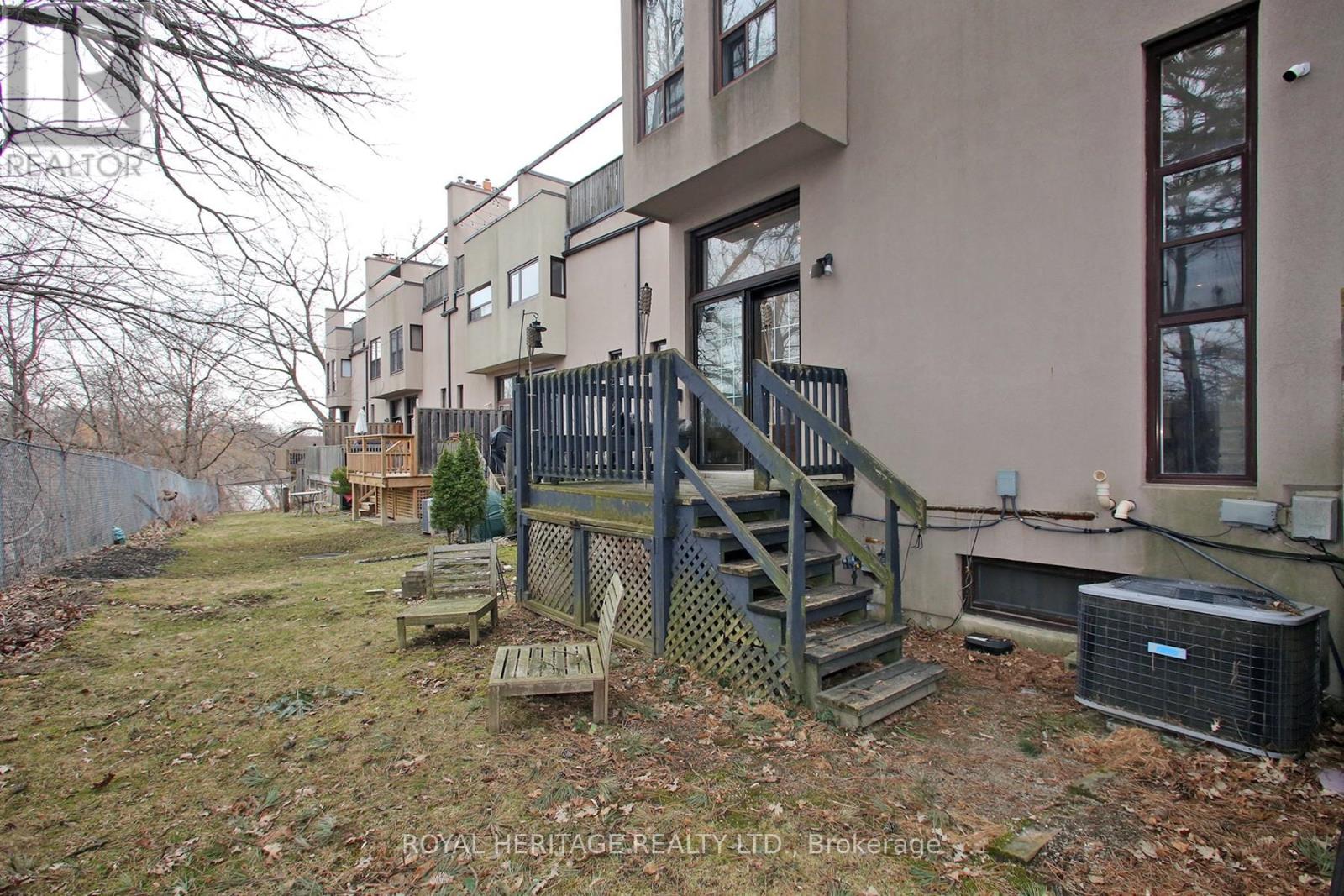 6 - 24 Reid Drive, Mississauga, Ontario  L5M 2A6 - Photo 40 - W12946740