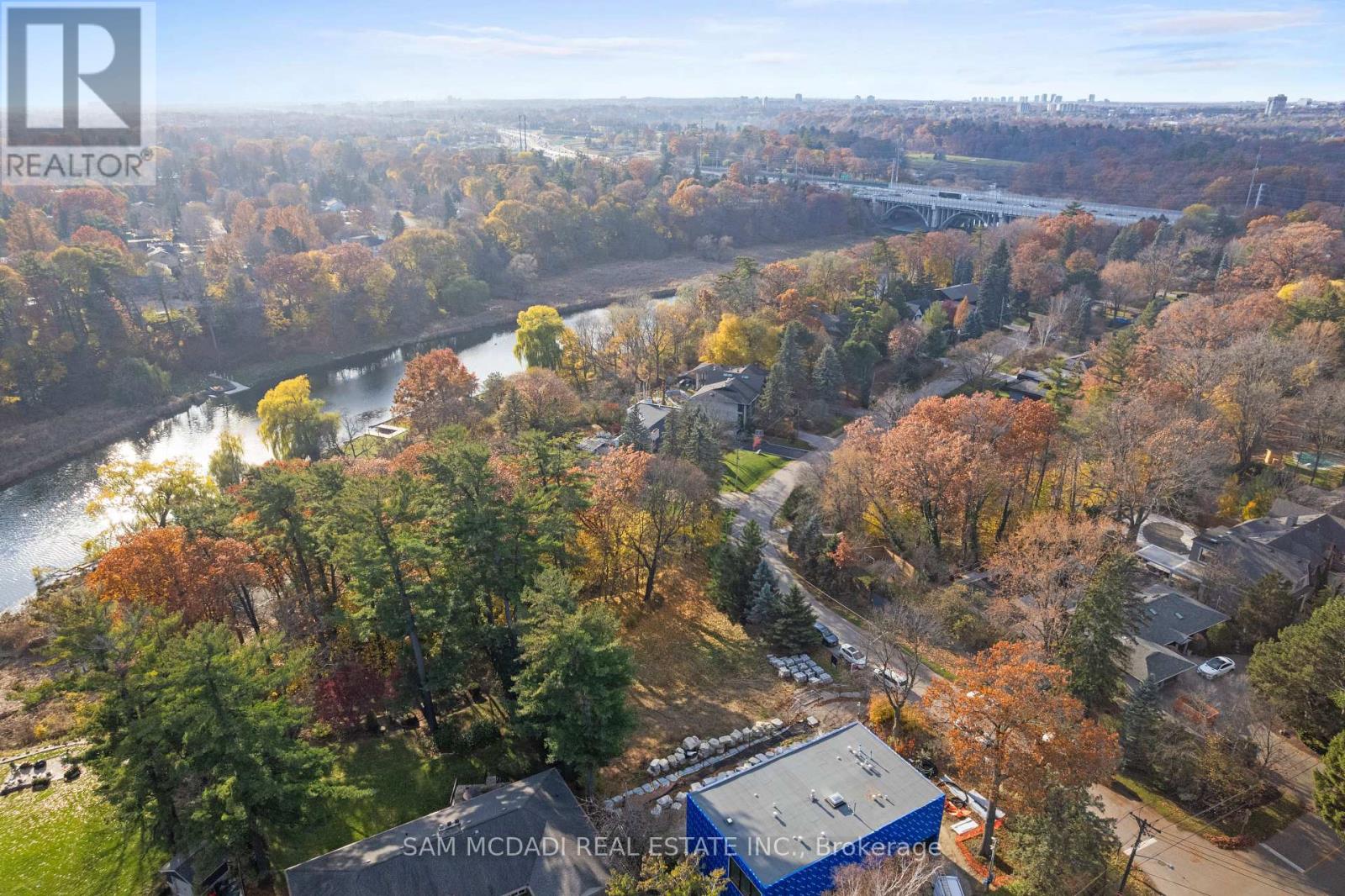 1470 Pinetree Crescent, Mississauga, Ontario  L5G 2S8 - Photo 8 - W12946798