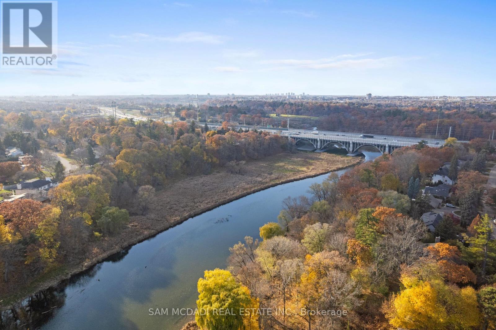 1470 Pinetree Crescent, Mississauga, Ontario  L5G 2S8 - Photo 9 - W12946798
