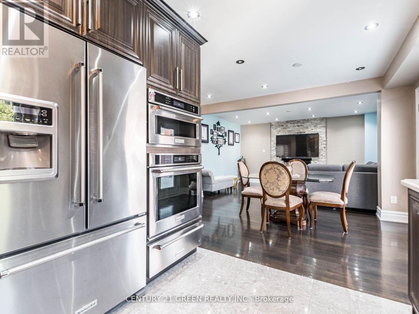 Main - 23 Major William Sharpe Drive, Brampton, Ontario  L6X 3J3 - Photo 12 - W12946800