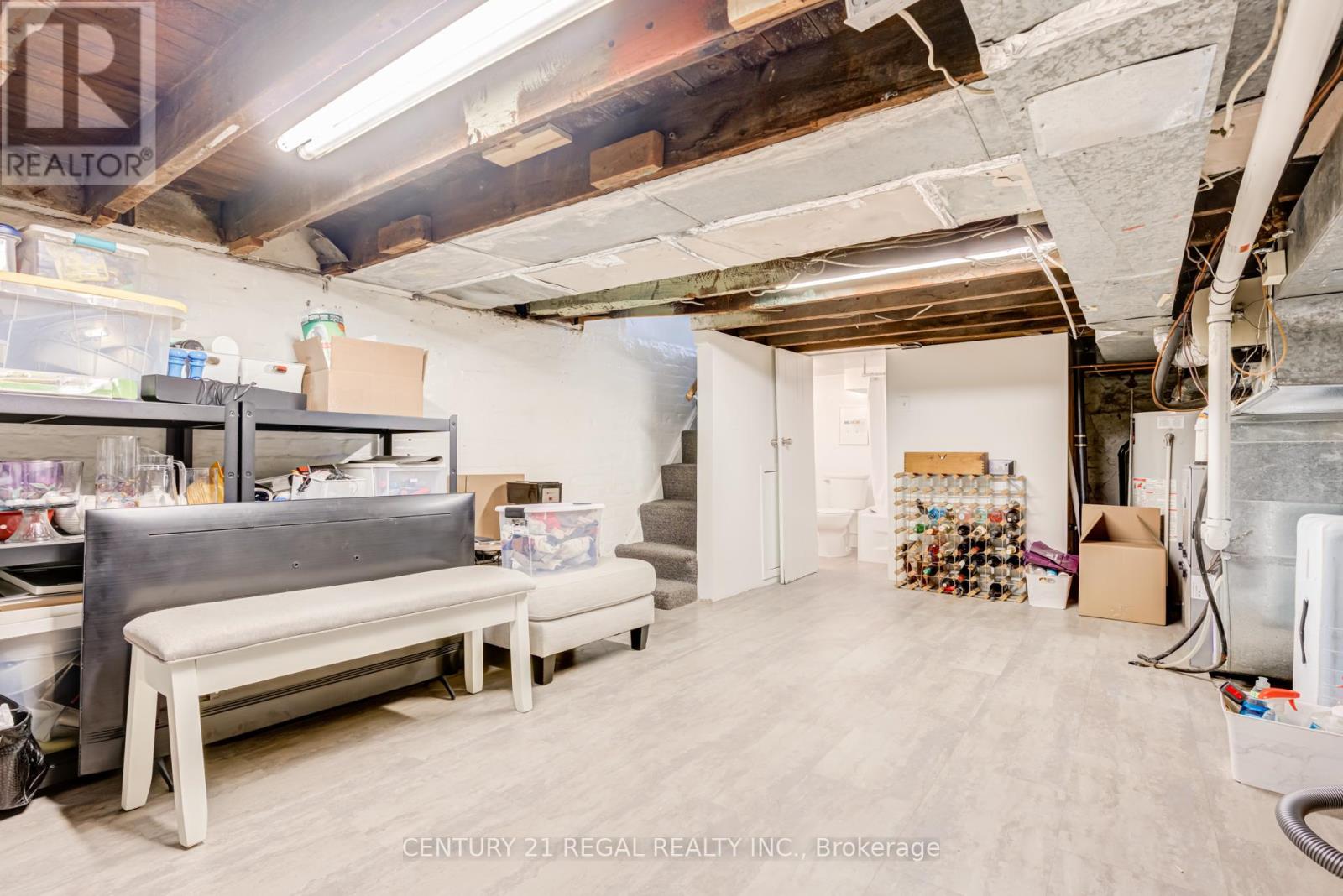 36 Golden Avenue, Toronto, Ontario  M6R 2J4 - Photo 38 - W12946802