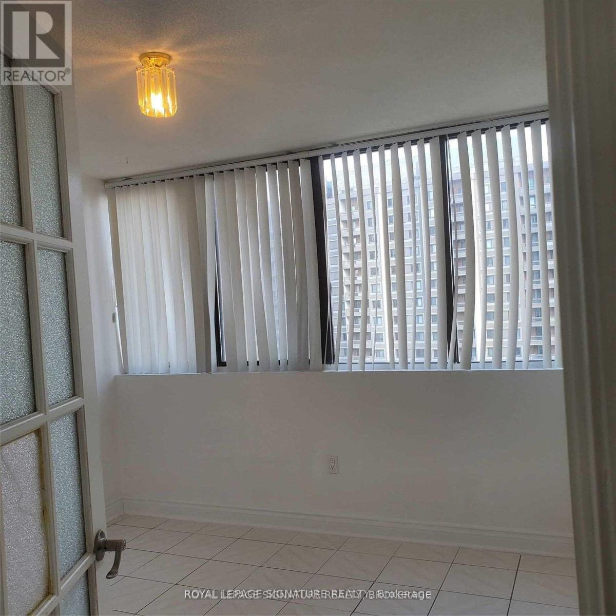 1407 - 3590 Kaneff Crescent, Mississauga, Ontario  L5A 3X3 - Photo 21 - W12946872