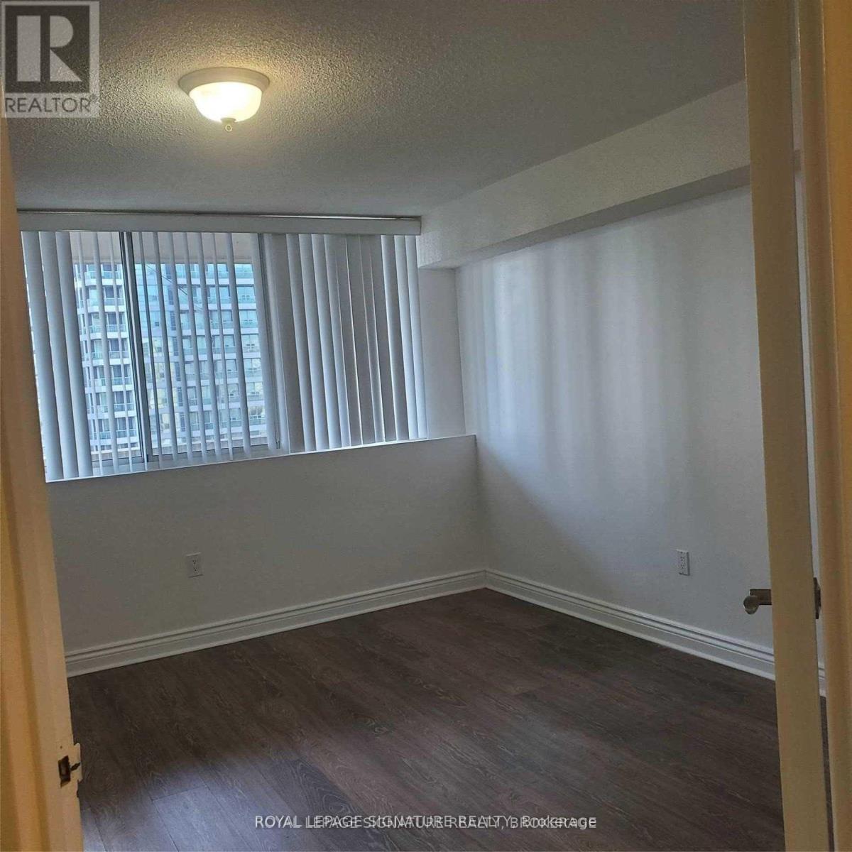 1407 - 3590 Kaneff Crescent, Mississauga, Ontario  L5A 3X3 - Photo 23 - W12946872