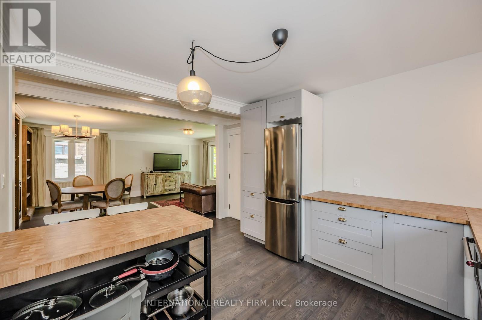 76 Thirty Fifth Street, Toronto, Ontario  M8W 3K4 - Photo 23 - W12946880