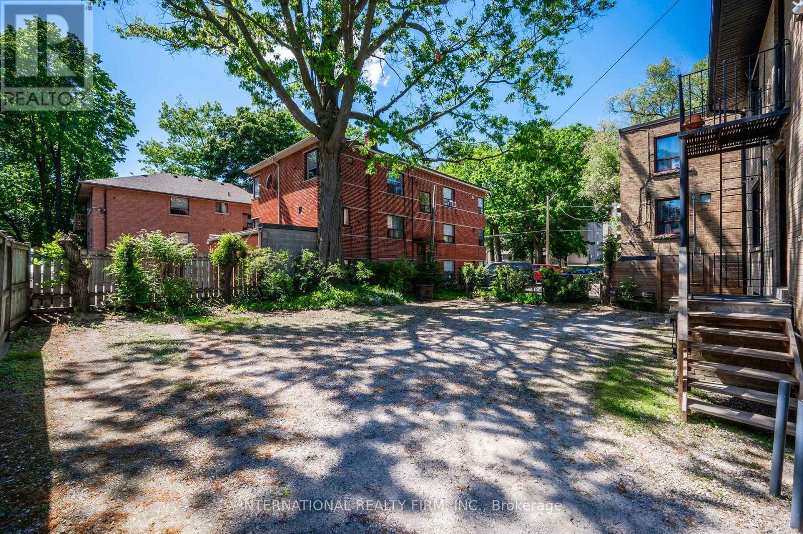 76 Thirty Fifth Street, Toronto, Ontario  M8W 3K4 - Photo 43 - W12946880