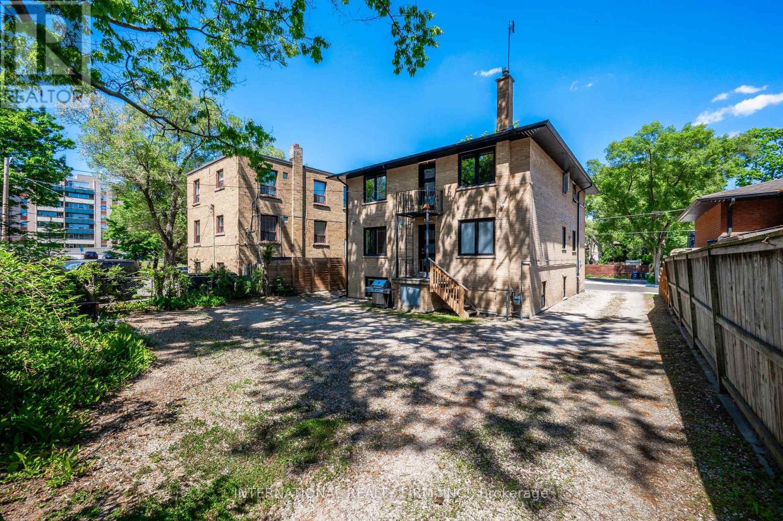 76 Thirty Fifth Street, Toronto, Ontario  M8W 3K4 - Photo 44 - W12946880