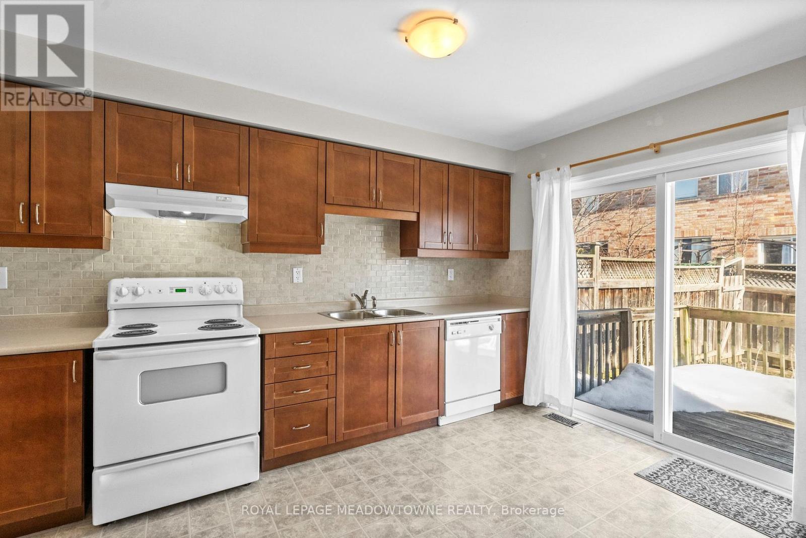 862 Stark Circle, Milton, Ontario  L9T 6Y7 - Photo 7 - W12946882