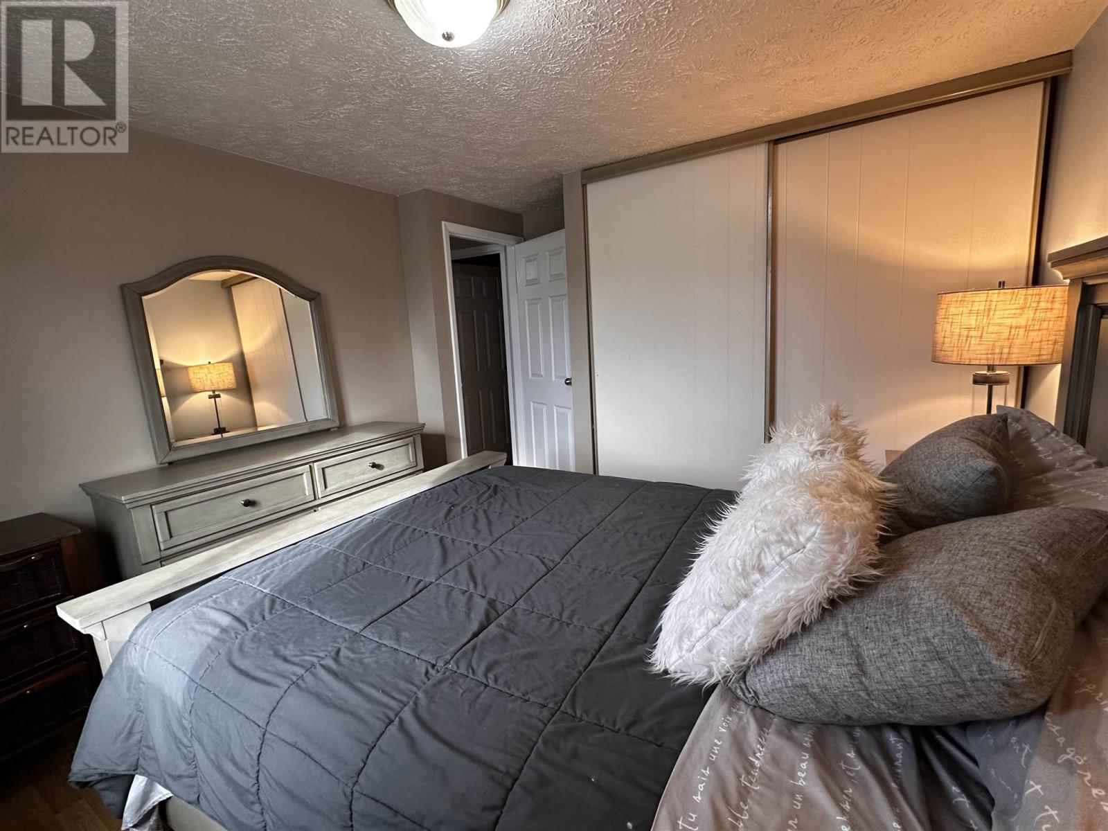 38 Pearson Dr, Elliot Lake, Ontario  P5A 2V6 - Photo 11 - SM253253