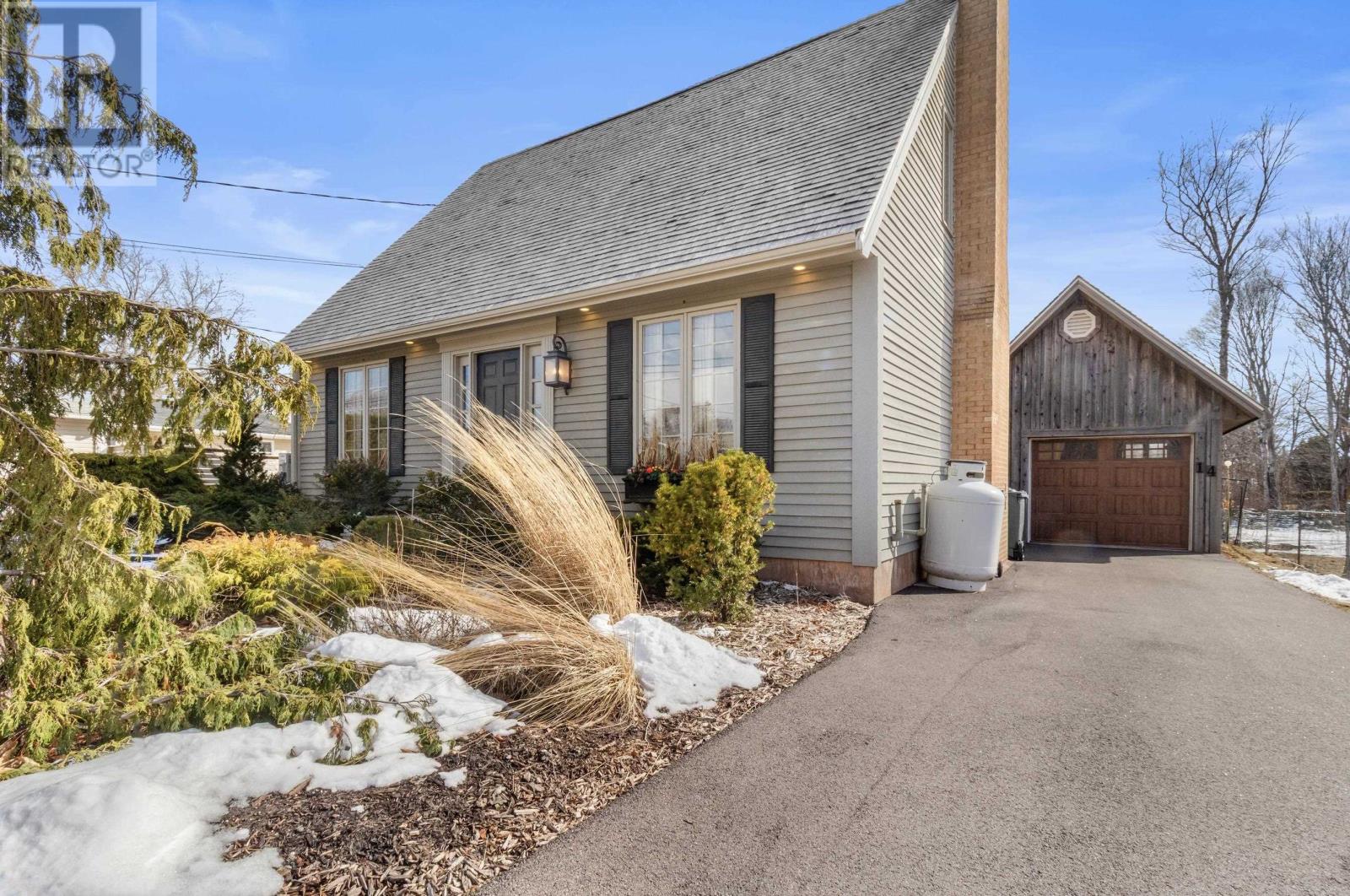 14 Charlotte Drive, Summerside, Prince Edward Island  C1N 4W2 - Photo 2 - 202606045