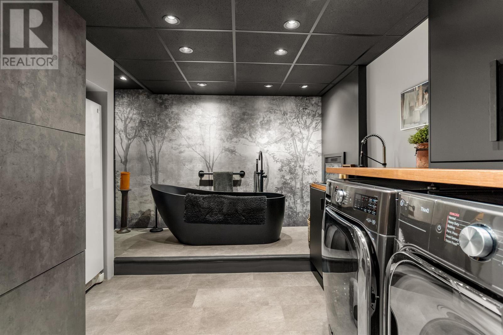 14 Charlotte Drive, Summerside, Prince Edward Island  C1N 4W2 - Photo 36 - 202606045