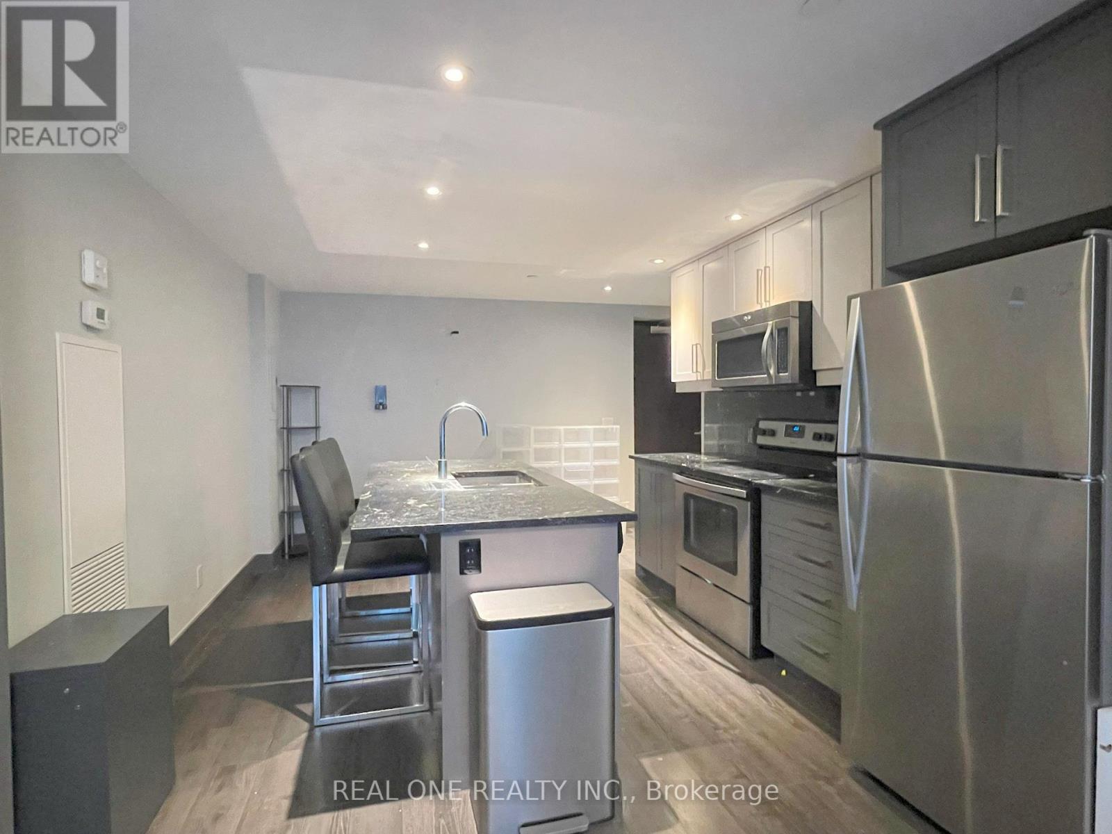 S2001 - 330 Phillip Street, Waterloo, Ontario  N2L 3W9 - Photo 8 - X12946624