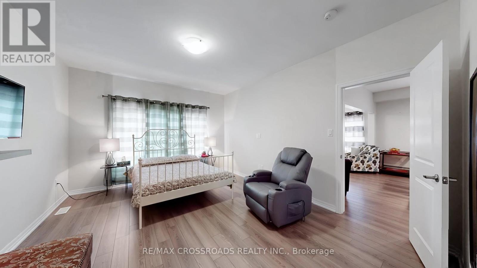 56 Dominion Crescent, Niagara-On-The-Lake, Ontario  L0S 1J1 - Photo 15 - X12946738