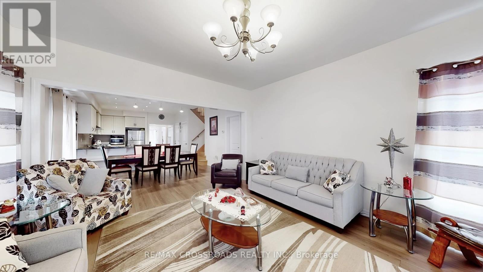 56 Dominion Crescent, Niagara-On-The-Lake, Ontario  L0S 1J1 - Photo 4 - X12946738