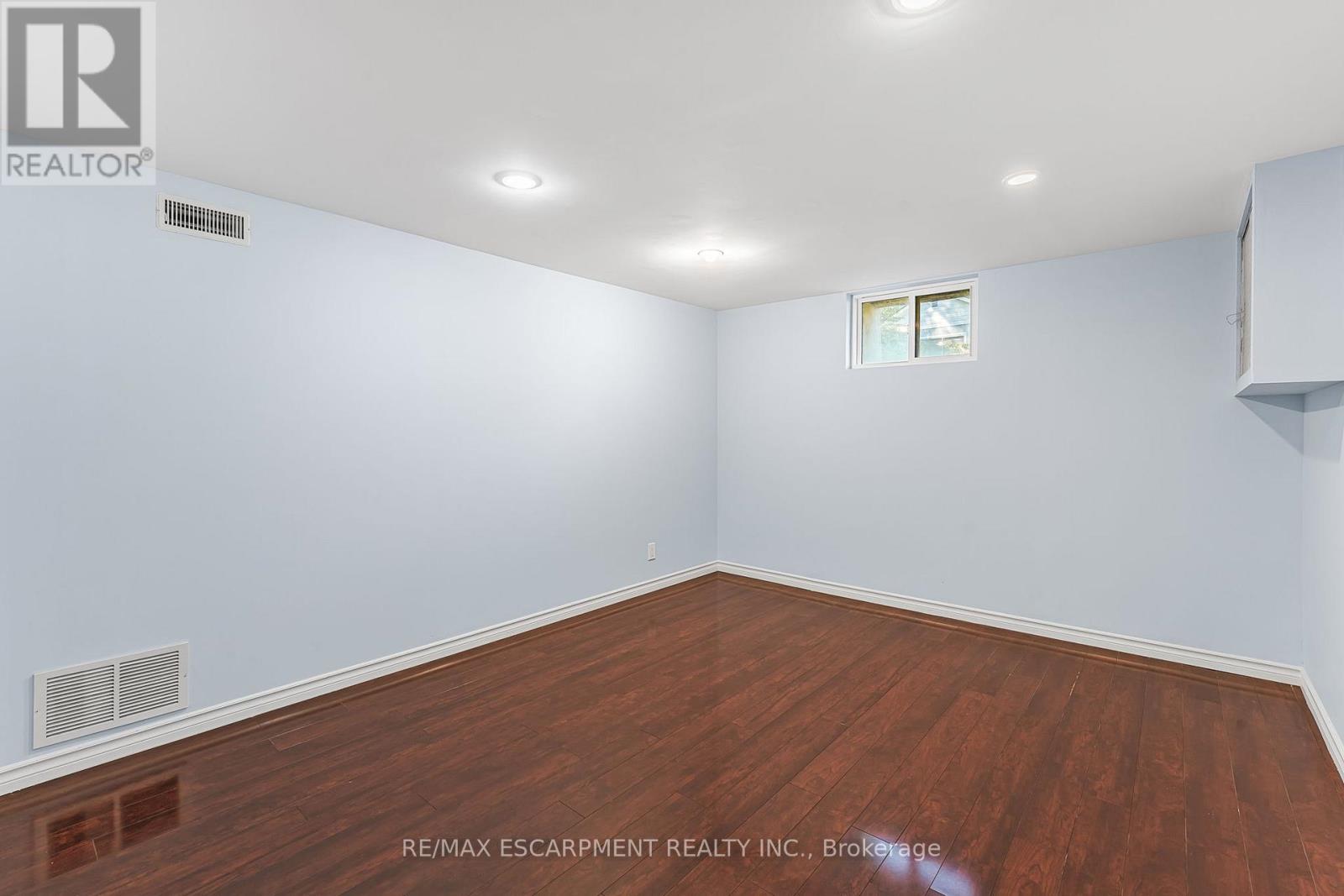 6122 Mayfair Drive, Niagara Falls, Ontario  L0R 2A0 - Photo 20 - X12946772