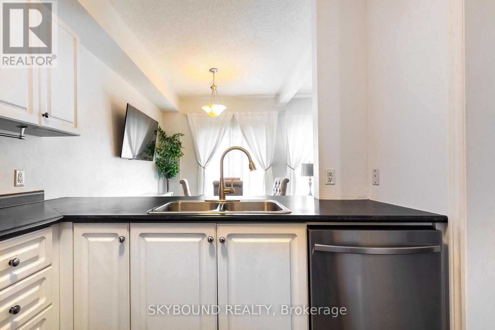 12 - 257 Carla Avenue, Hamilton, Ontario  L8G 3M9 - Photo 21 - X12946860