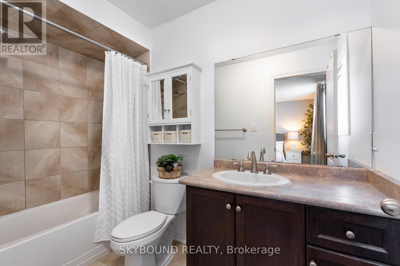 12 - 257 Carla Avenue, Hamilton, Ontario  L8G 3M9 - Photo 23 - X12946860