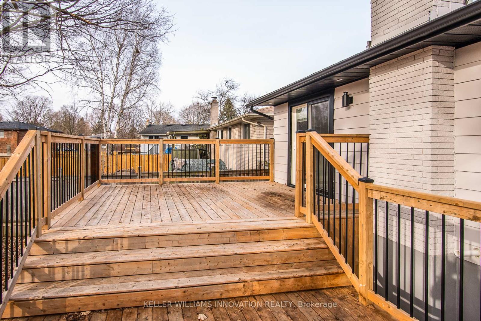 627 Glen Forrest Boulevard, Waterloo, Ontario  N2L 4K1 - Photo 6 - X12946870