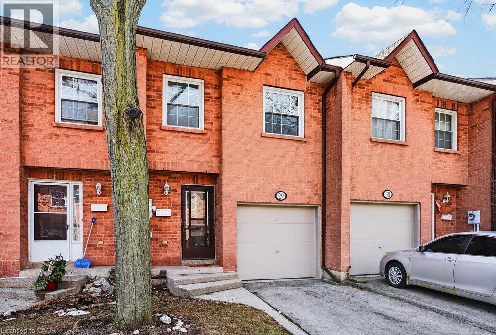 2004 Glenada Crescent Unit# 29, Oakville, Ontario  L6H 5P5 - Photo 2 - 40811311