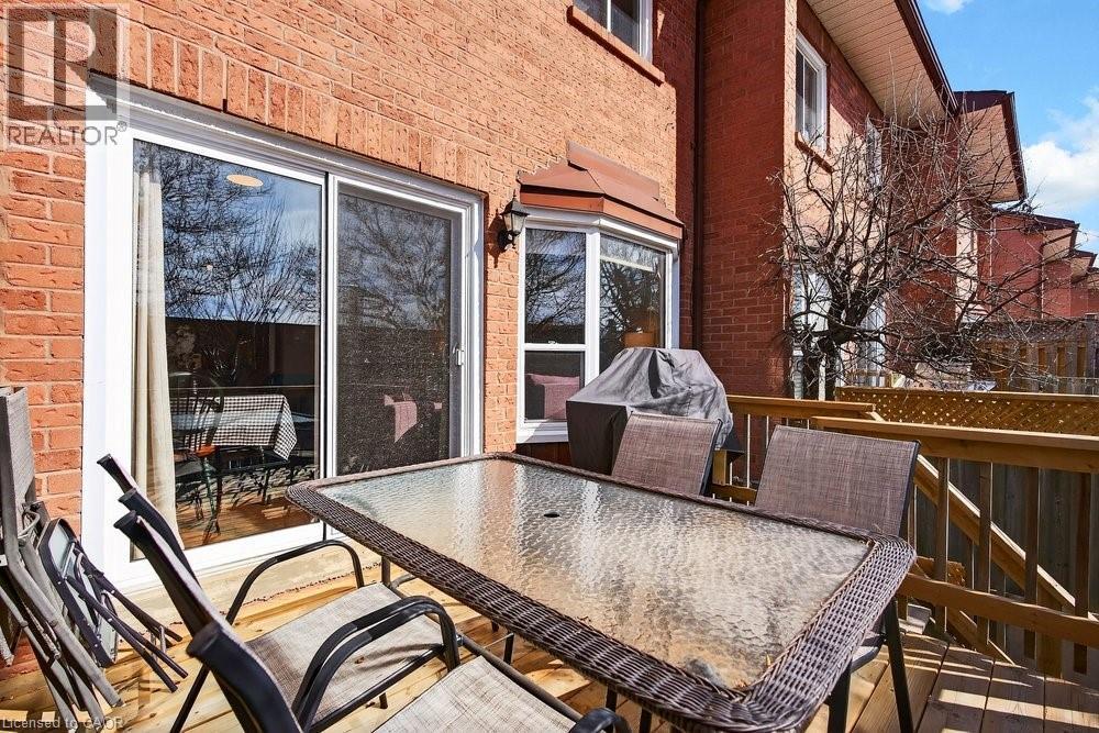 2004 Glenada Crescent Unit# 29, Oakville, Ontario  L6H 5P5 - Photo 37 - 40811311