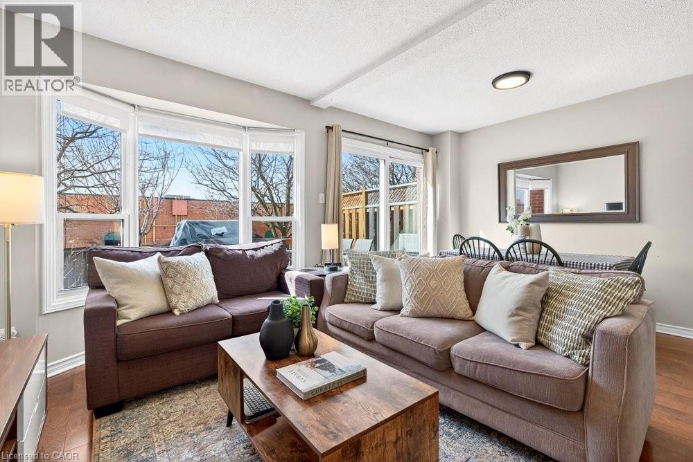 2004 Glenada Crescent Unit# 29, Oakville, Ontario  L6H 5P5 - Photo 9 - 40811311