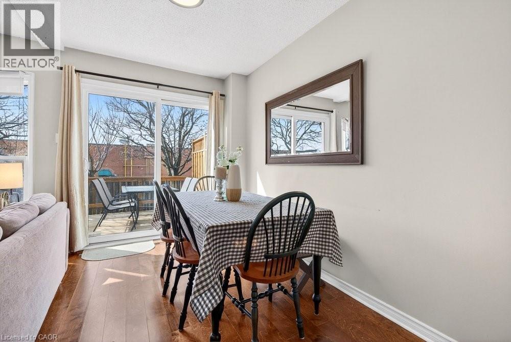 2004 Glenada Crescent Unit# 29, Oakville, Ontario  L6H 5P5 - Photo 11 - 40811311