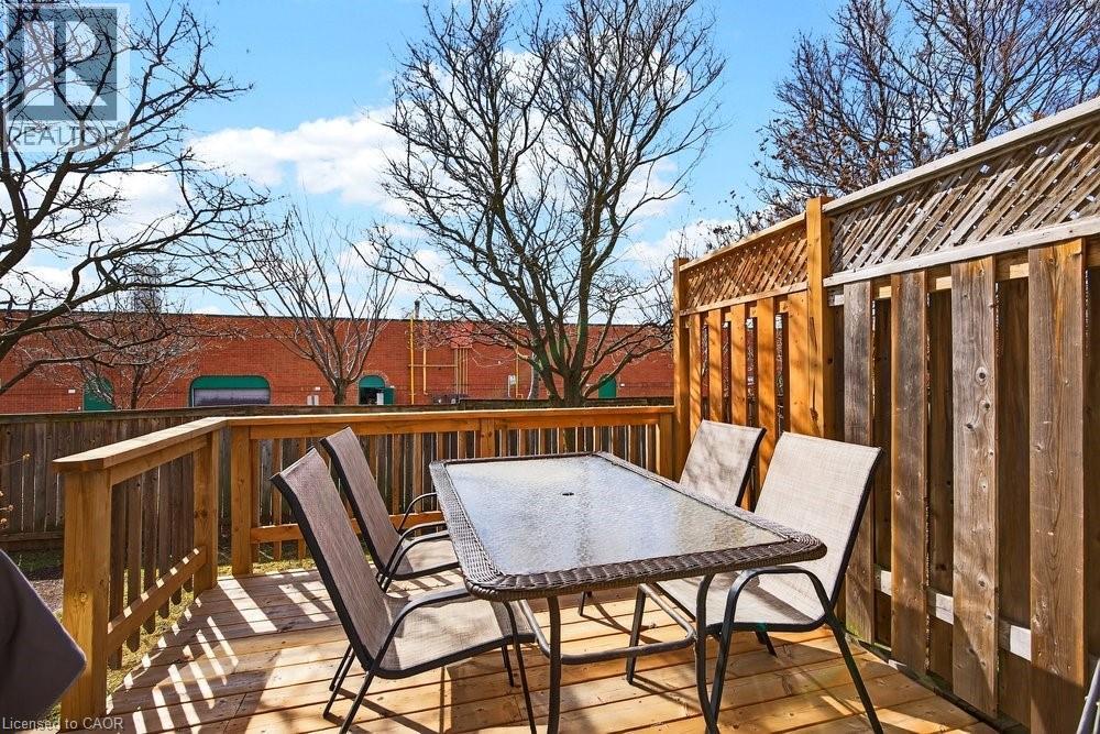 2004 Glenada Crescent Unit# 29, Oakville, Ontario  L6H 5P5 - Photo 38 - 40811311