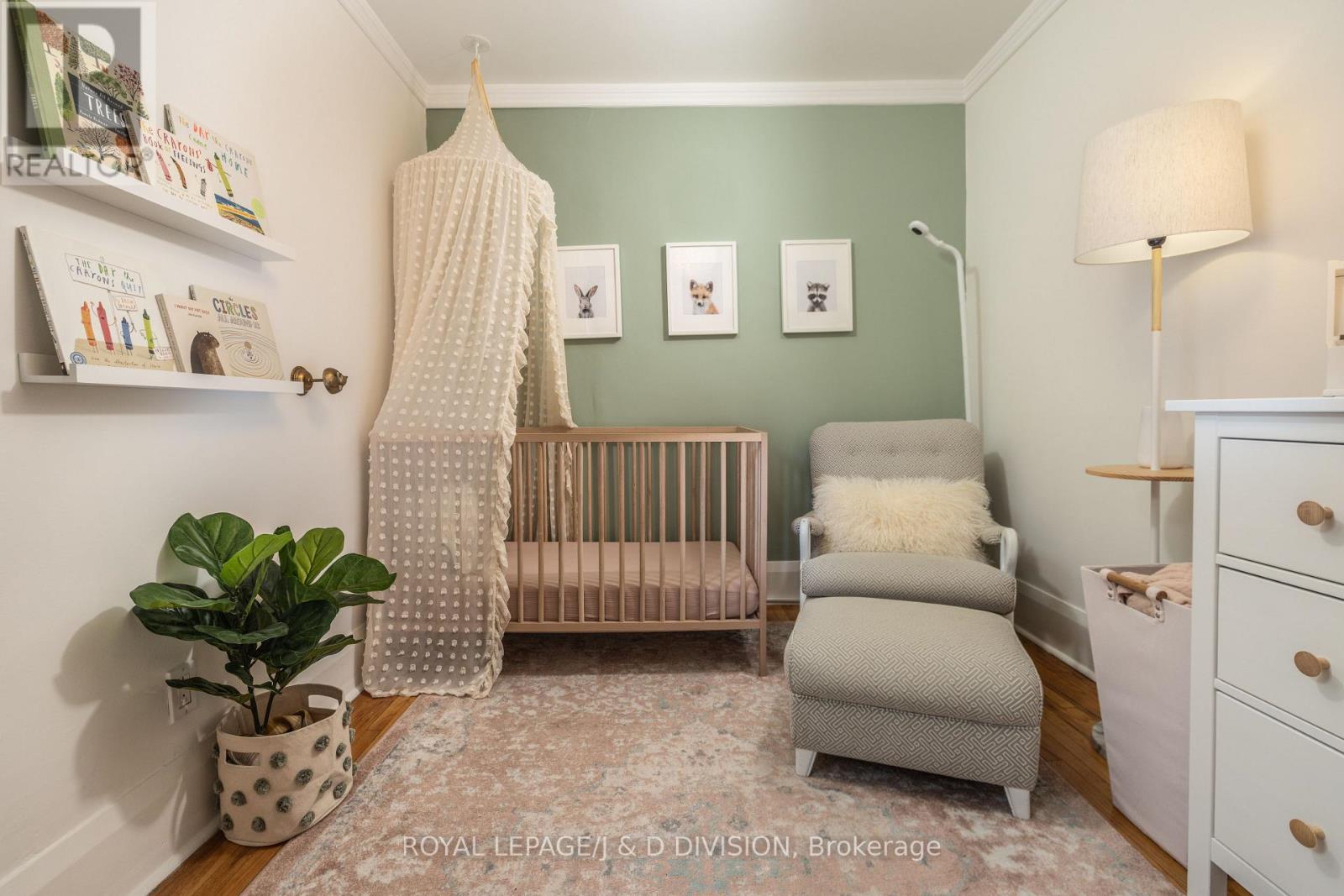 419 Davisville Avenue, Toronto, Ontario  M4S 1H7 - Photo 14 - C12946398