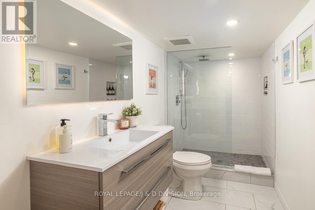 419 Davisville Avenue, Toronto, Ontario  M4S 1H7 - Photo 20 - C12946398