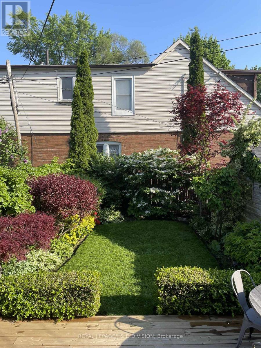 419 Davisville Avenue, Toronto, Ontario  M4S 1H7 - Photo 22 - C12946398