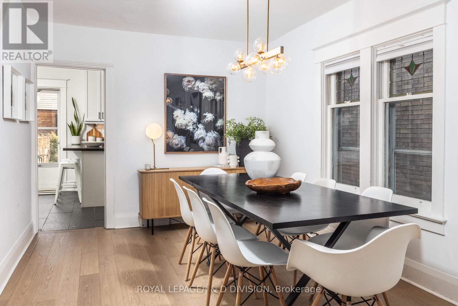 419 Davisville Avenue, Toronto, Ontario  M4S 1H7 - Photo 5 - C12946398