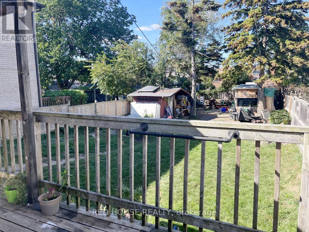 40 North Woodrow Boulevard, Toronto, Ontario  M1K 1W3 - Photo 16 - E12830650